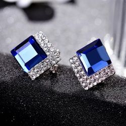 Luxury Blue Square Diamond Blue Topaz Shapphire Garnet Earrings. 