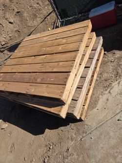 Wood palets