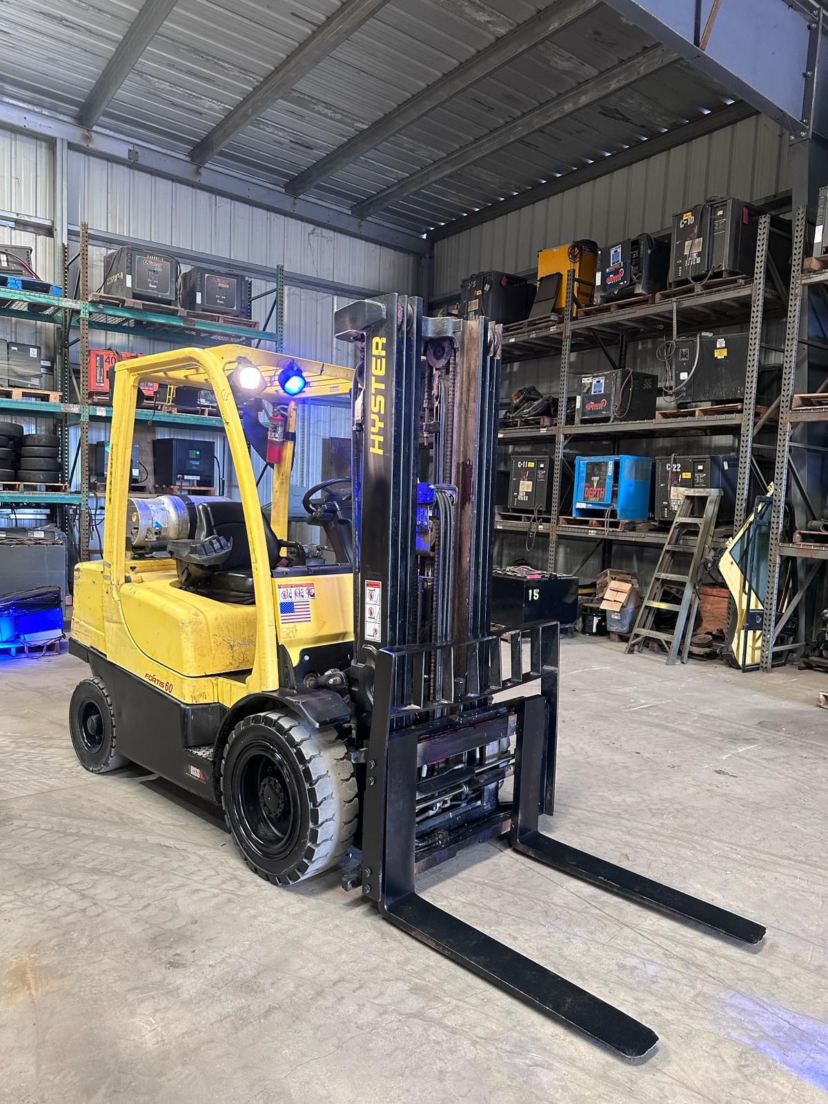 2015 Hyster 6000 lbs capacity forklift
