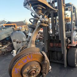 2013 Audi A4 left suspension (complete)
