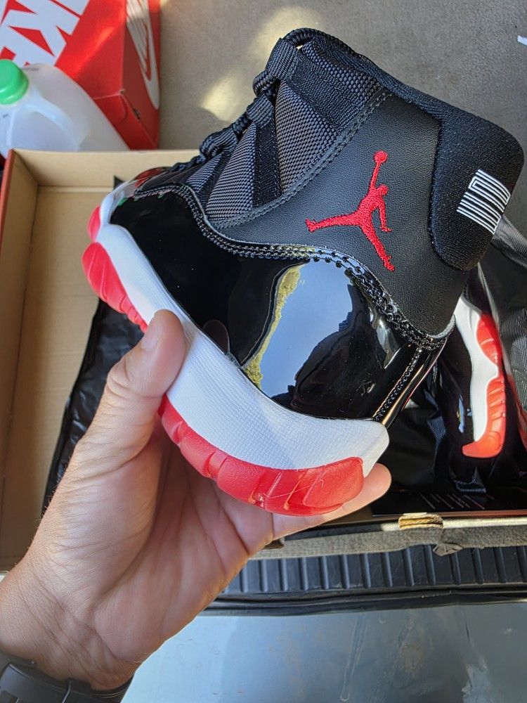 Jordan 11 Bred