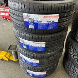 235/40/19 Set De Llantas Nuevas 