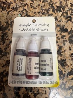Simple Serenity brand colorant set includes three 0.3 fl oz (8.9 ml) bottles for a total of 0.9 fl oz.