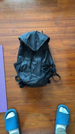 REI co Op Flash 22 Hiking Backpack