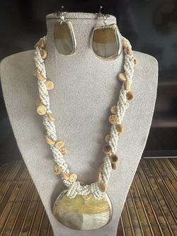 Women’s Shell & Bead Necklace And Earrings Set