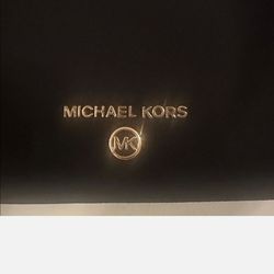 Michael kors👜 good condition