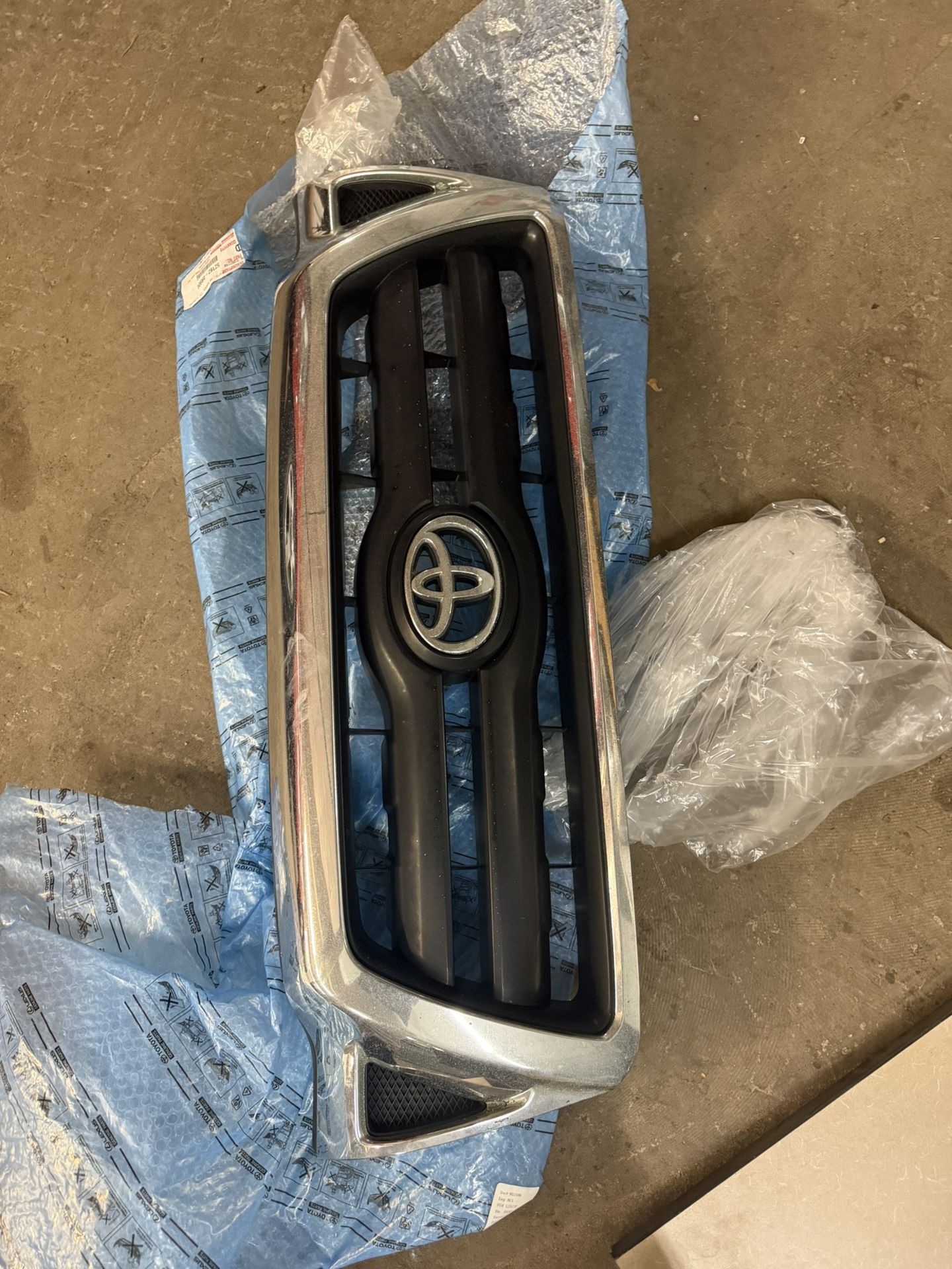 Toyota Grill