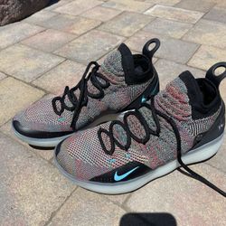 Nike By Kd  Basketball Shoe  Only Used Two Times