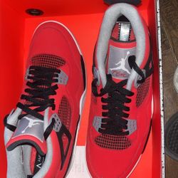 Jordan 4 