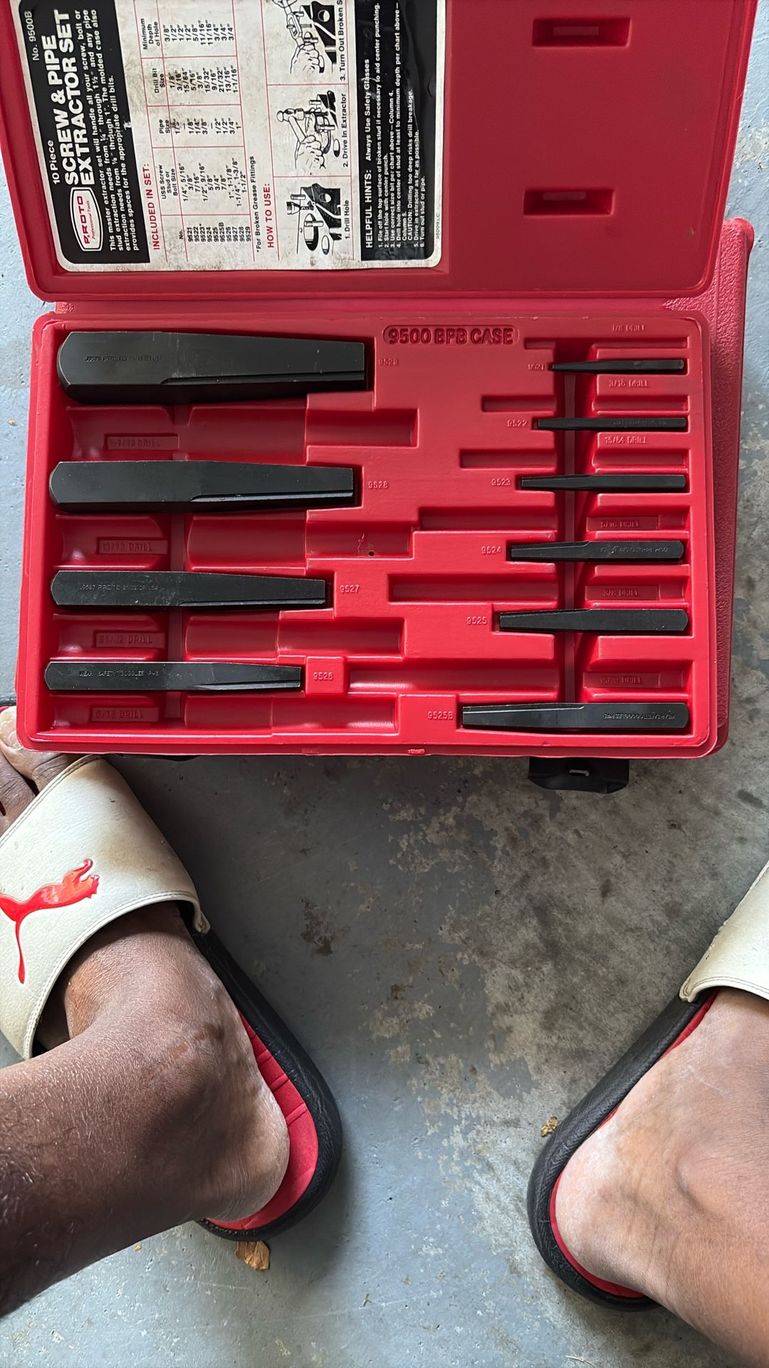 Screw And Pipe Extraction Set