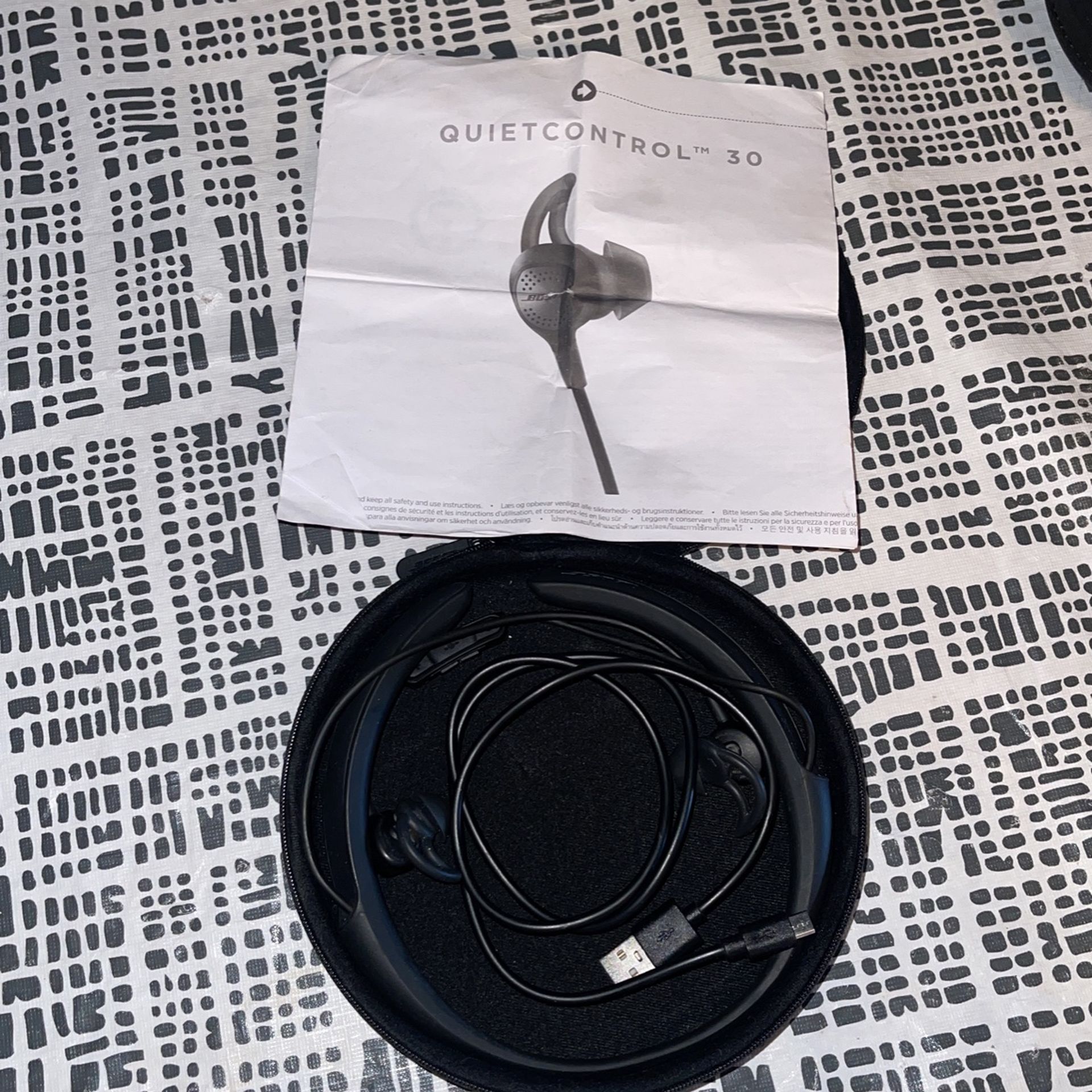 Bose Quiet Control 30