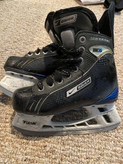 Bauer Supreme 135 youth skate
