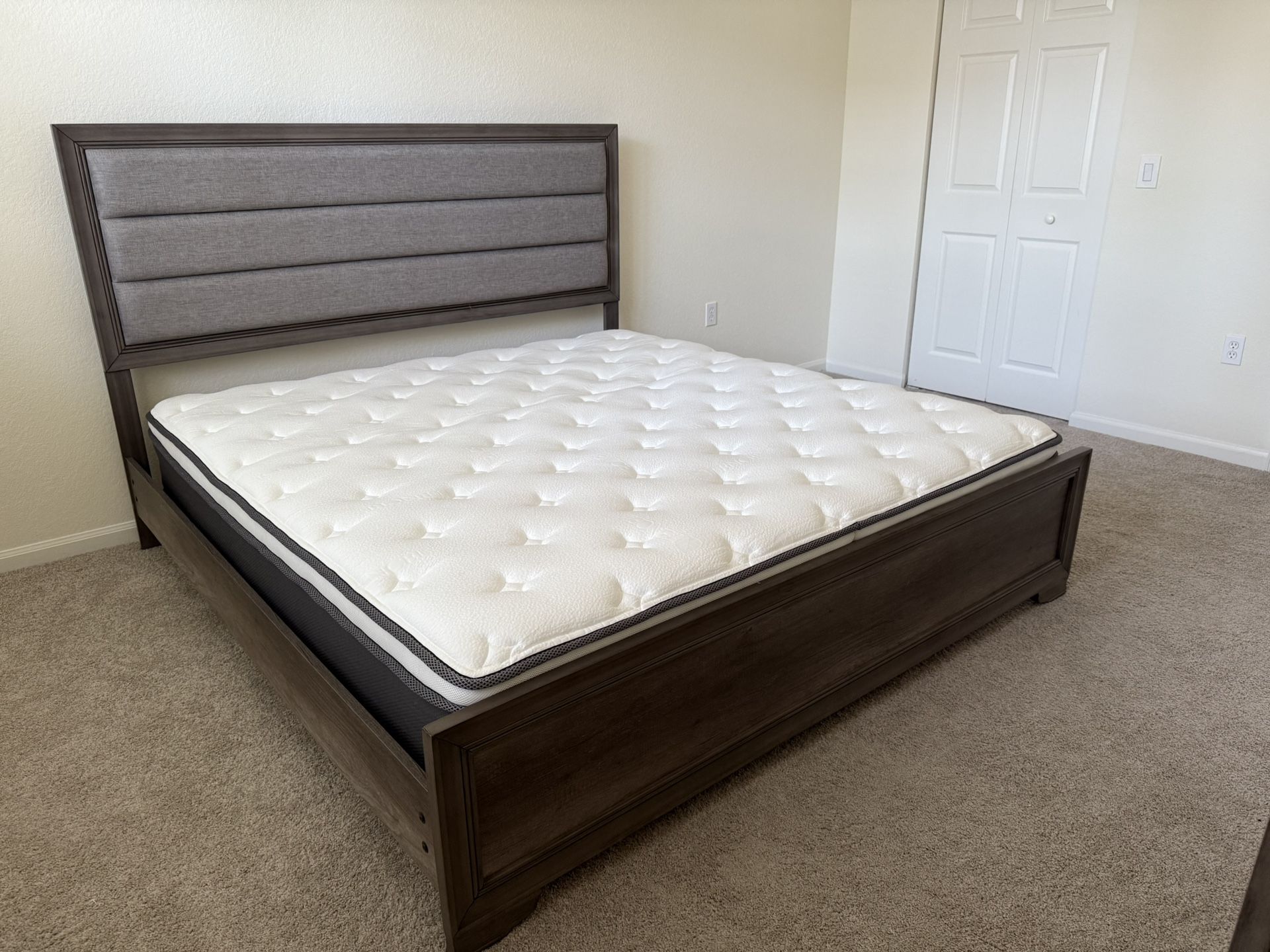 King size Bedroom set