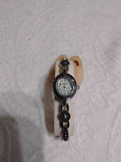 Cote d'Azur Women's Quartz Bracelet Watch