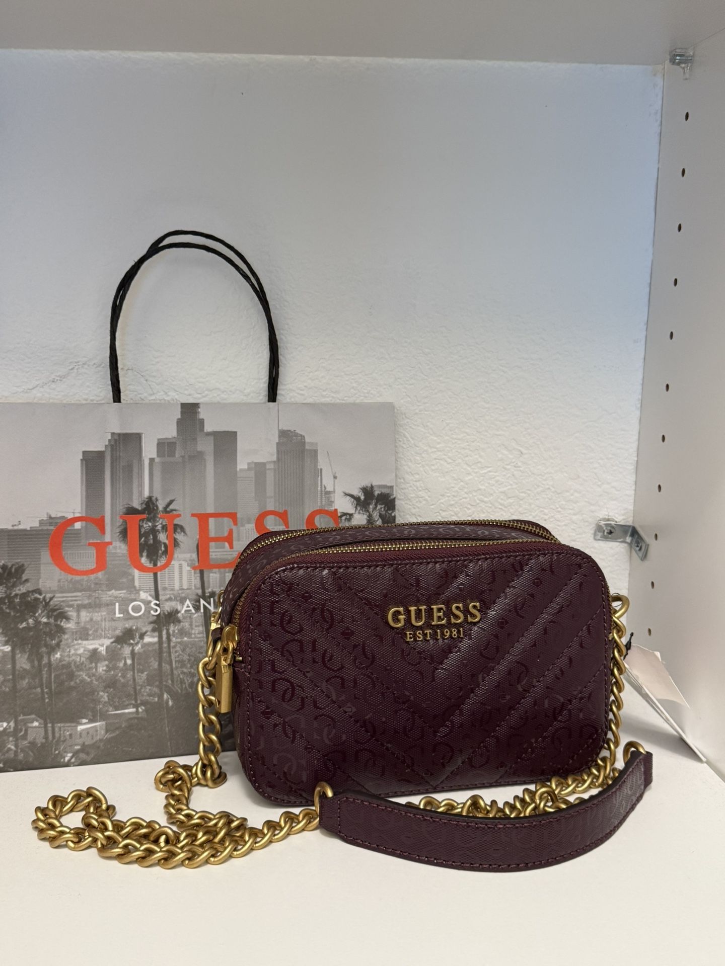 NEW GUESS CROSSBODY