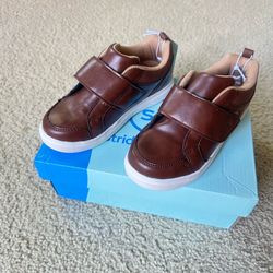 Stride Rite 360 Cole Brown Sneaker