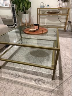 Coffee and console table