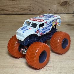 Monster Jam Truck ICE CREAM MAN 1:64 CLEAR CRUSHERS Hot Wheels Super RARE