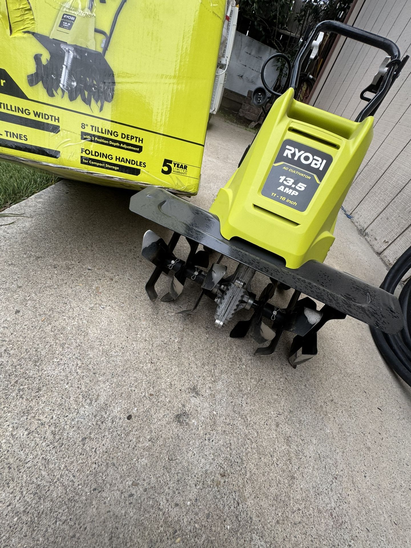 Ryobi Tiller/cultivator