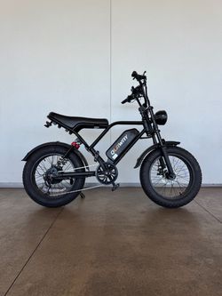 QLAWay E-Bike – Low Miles + Accessories | 31mph Top Speed