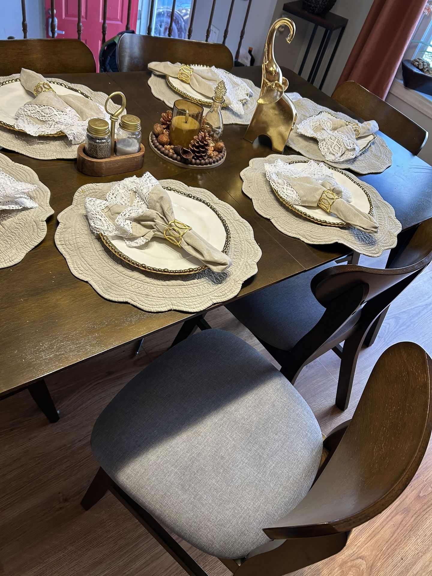 Dining Table With Chairs 