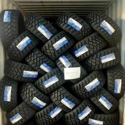35 1250 24 Atlander Mut Terrain tires Set 