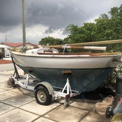 1977 Cape cod Boatbuilder (BULLSEYE )