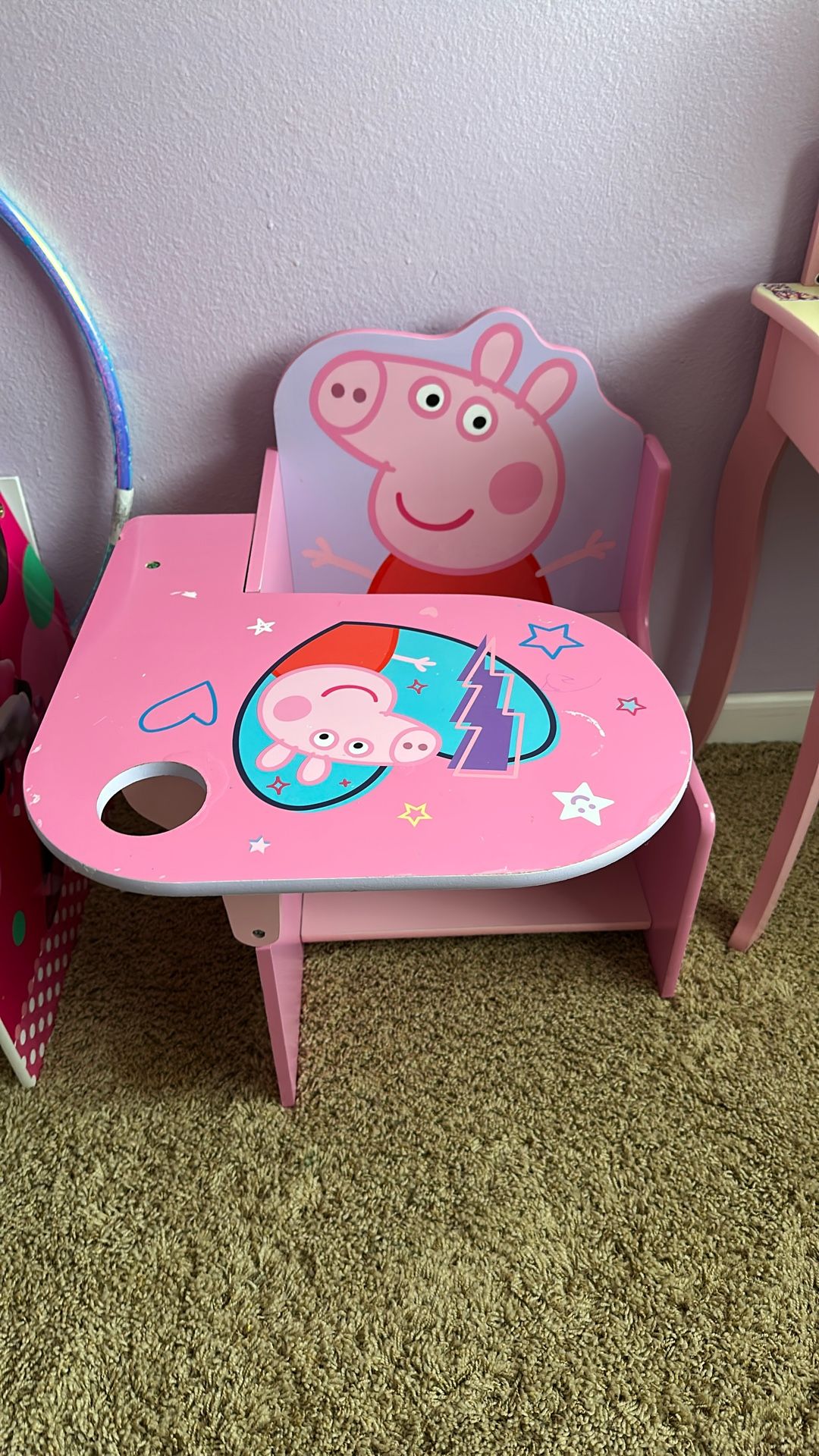 Free Peppa Pig Kids Table