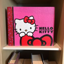 CUTE HELLO KITTY SCRAPBOOK ALBUM