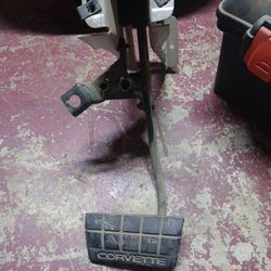 Manual Transmission Brake Pedal Assembly and Bracket 84-89 Corvette
