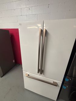 LG STUDIO FRENCH DOOR