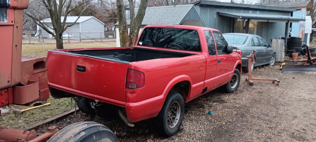 2000 Chevrolet S-10