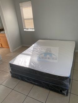NEW FULL SIZE 54x75” MATTRESS AND BOX SPRING-2pcs