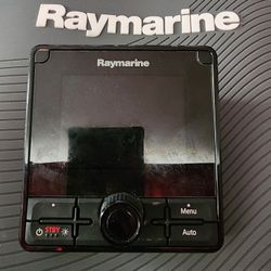 Raymarine P70Rs Autopilot Controller with Rotary Knob