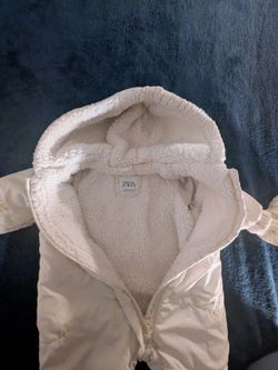 Zara baby snowsuit and mittens Excellent condition