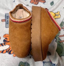Tan Suede Platform Slippers Size 9