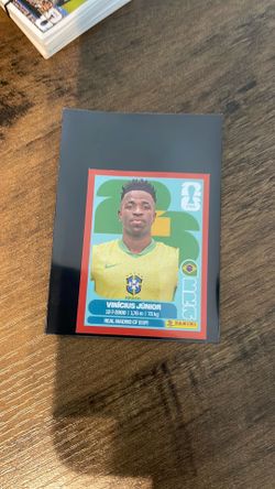 Red laminate panini Vinicius junior