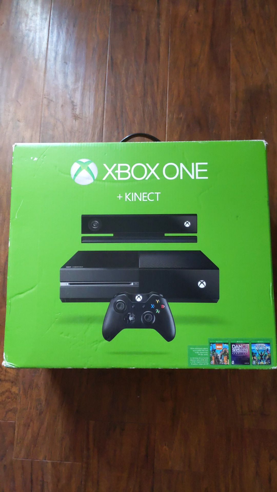 Xbox One Gaming Console + Kinect w Games