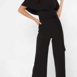 New Women's Jumpsuit Size Medium 