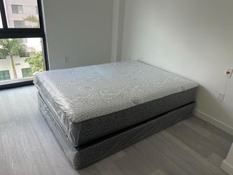 NEW MATTRESS FULL SIZE PLUSH WITH BOX SPRING