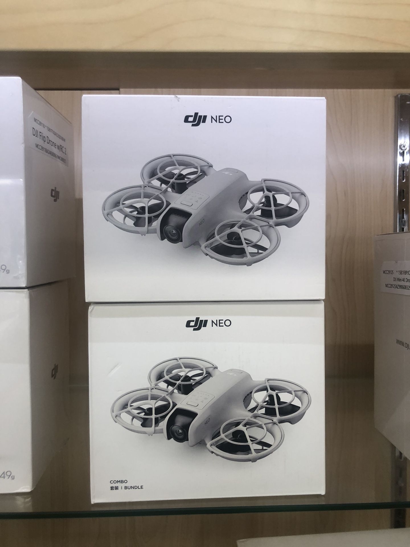 Dji Neo