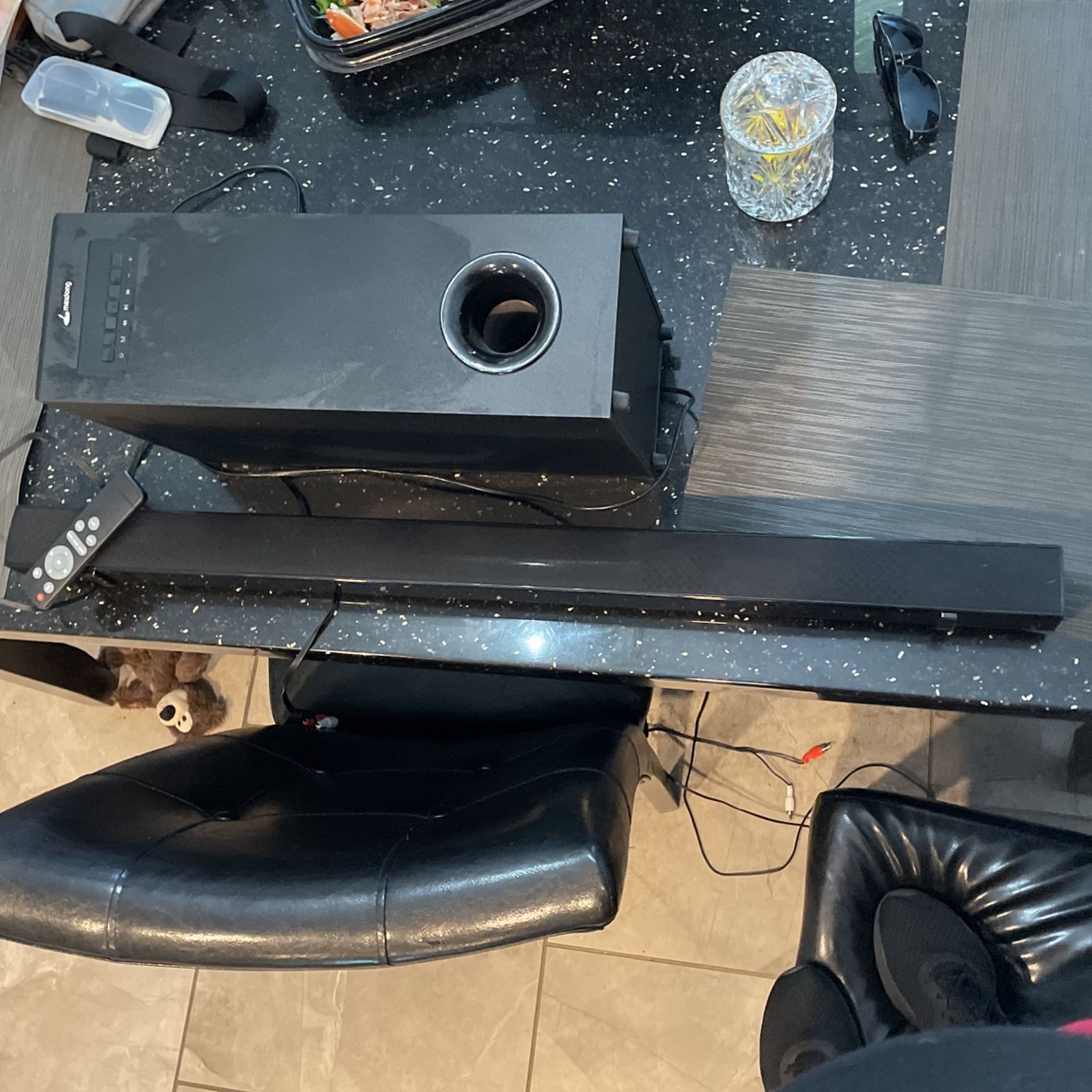 Meidong Sound Bar and Sub Woofer
