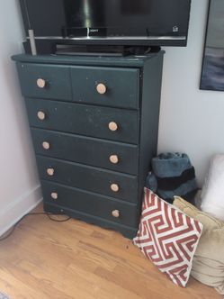 dresser