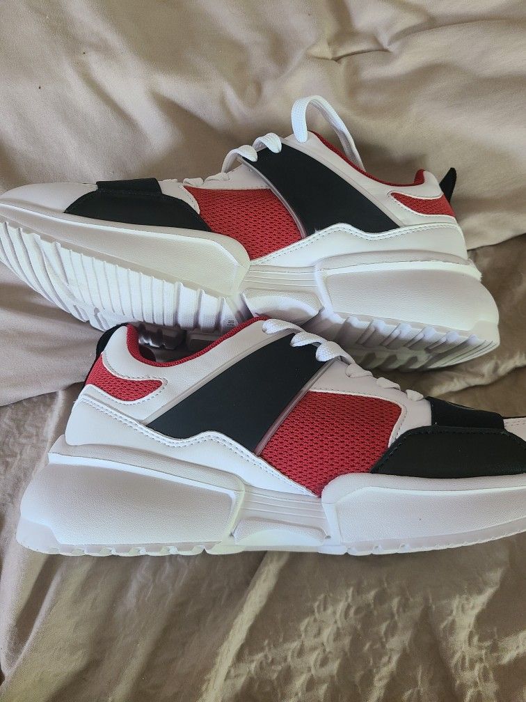 Tommy Hilfiger Men's Skyler Sneaker Size 9