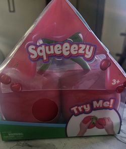 Squeeze cherry 🍒