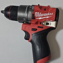 
Milwaukee
M12 FUEL 12V Lithium-Ion Brushless Cordless 1/2 in. Drill Driver (Tool-Only)