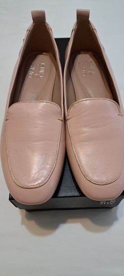 NATURALIZER SHOES