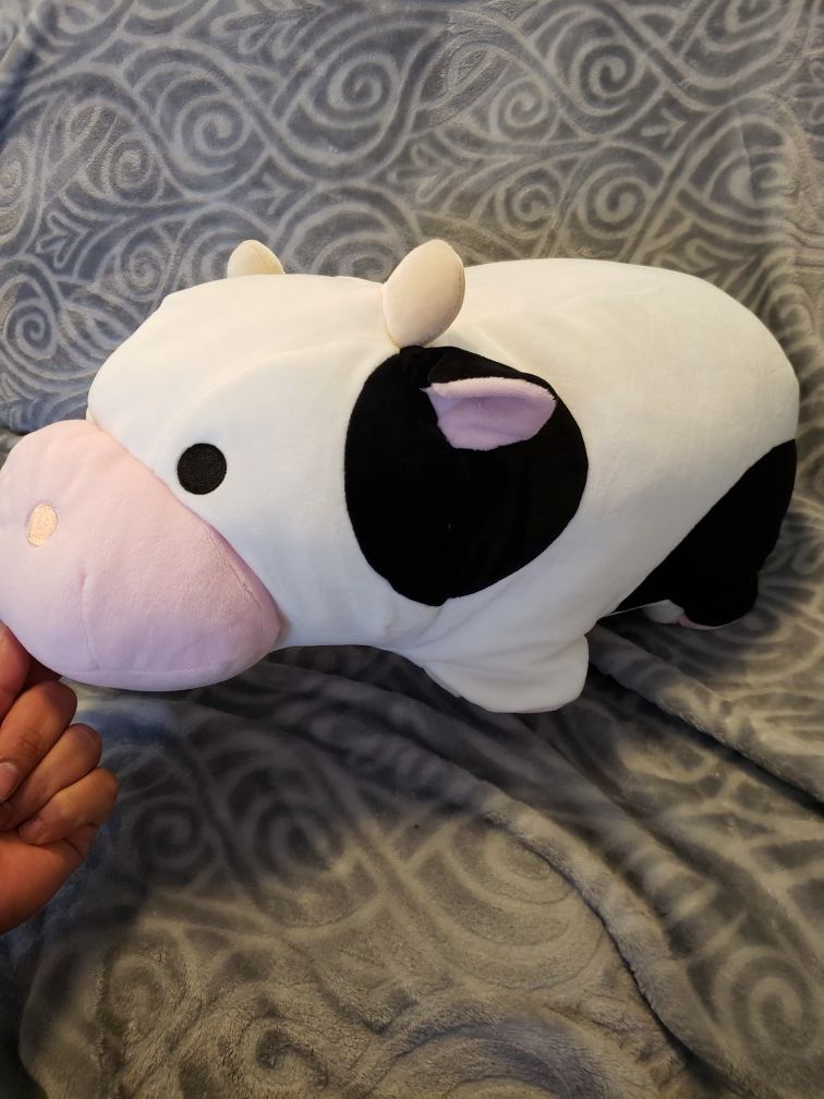 Mochi Puni Cow Soft Big Plush Cushion for Sale in Hayward CA OfferUp