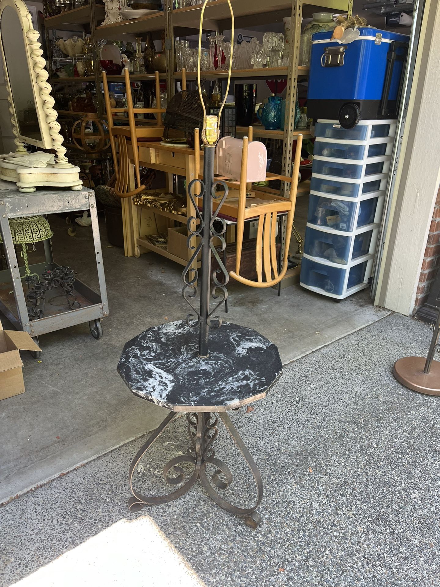 Amazing MCM Table And Lamp