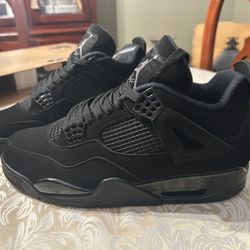 Jordan 4 Black Cats Size 9 